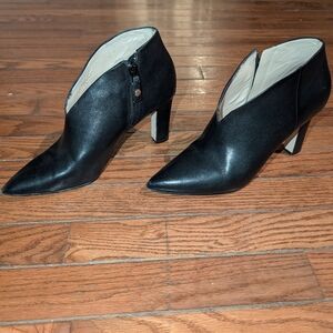 Cole Haan Viana v Neck Vamp Black Pointed Toe Heeled Bootie